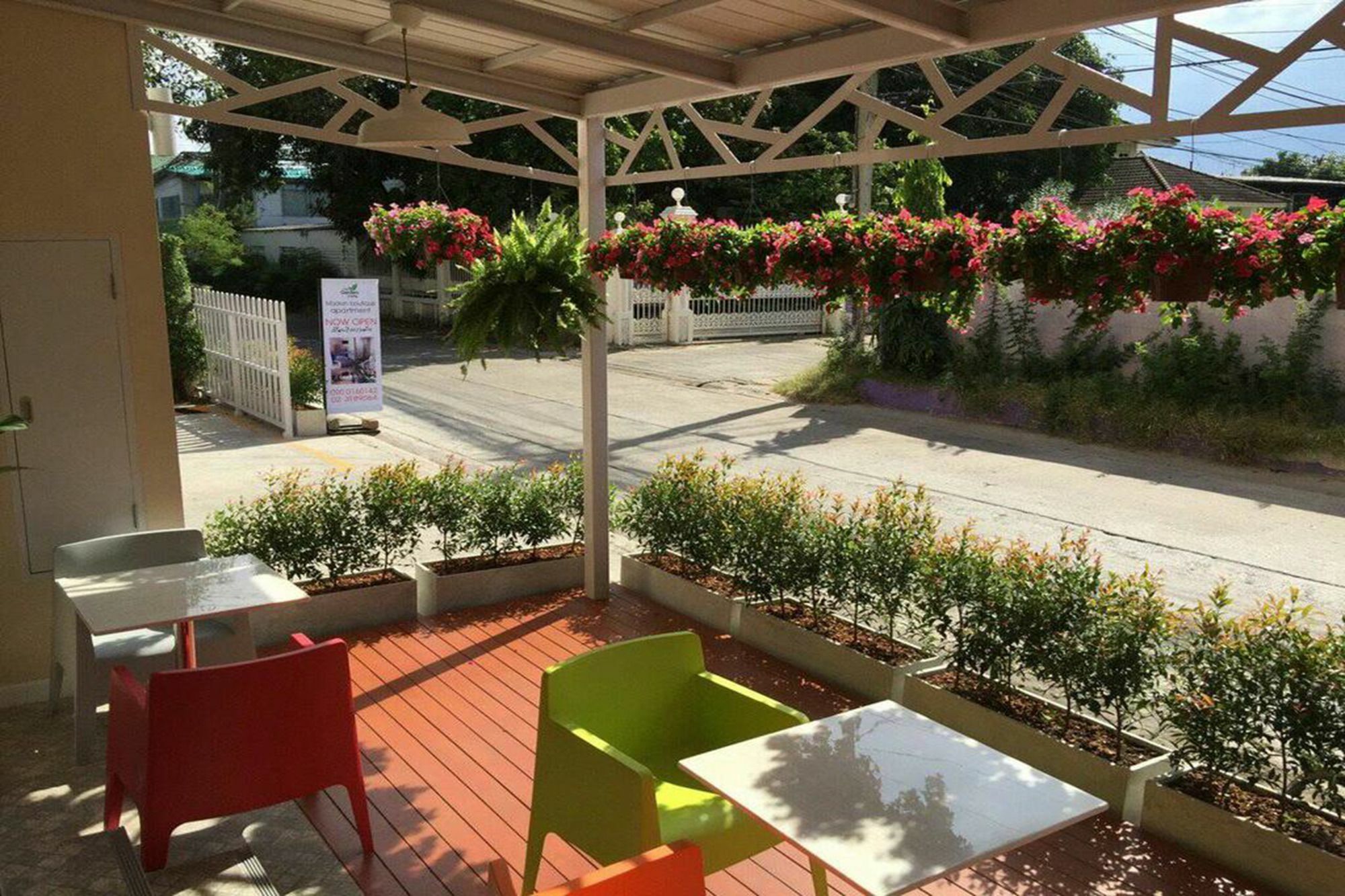 गेस्ट हाउस The Garden Living 3*